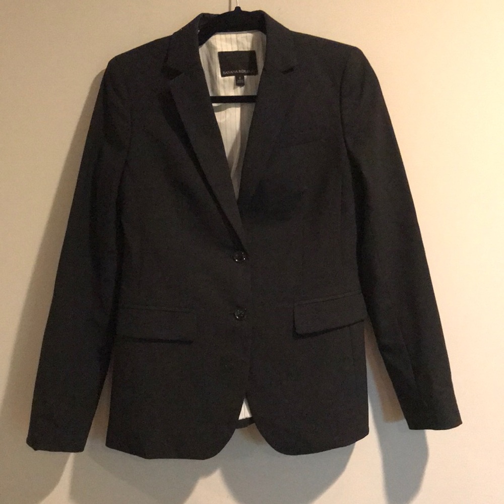 Banana Republic black blazer
